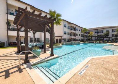 Picture of the outdoor pool at Solea Copperfield