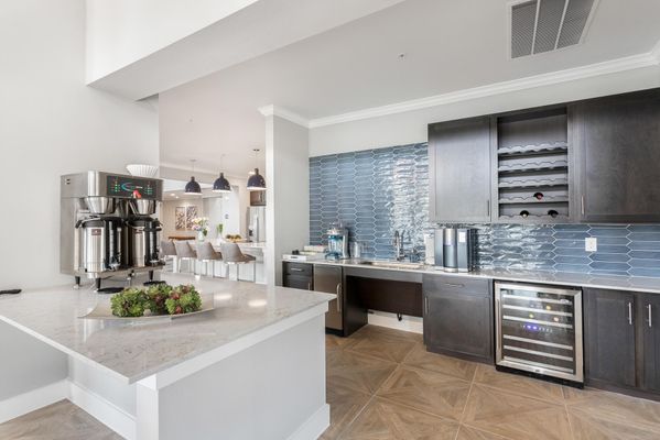 Picture of community kitchen and coffee bar at Solea Cinco Ranch