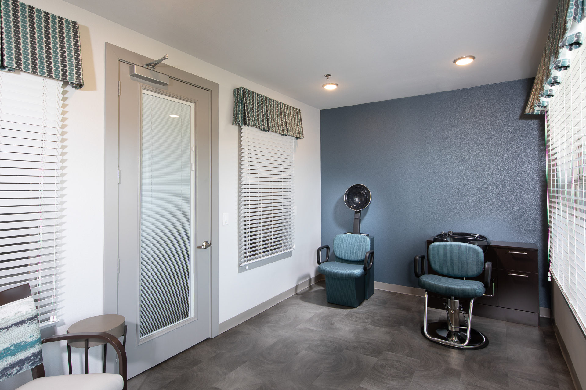 picture of Luxe at Rowlett salon