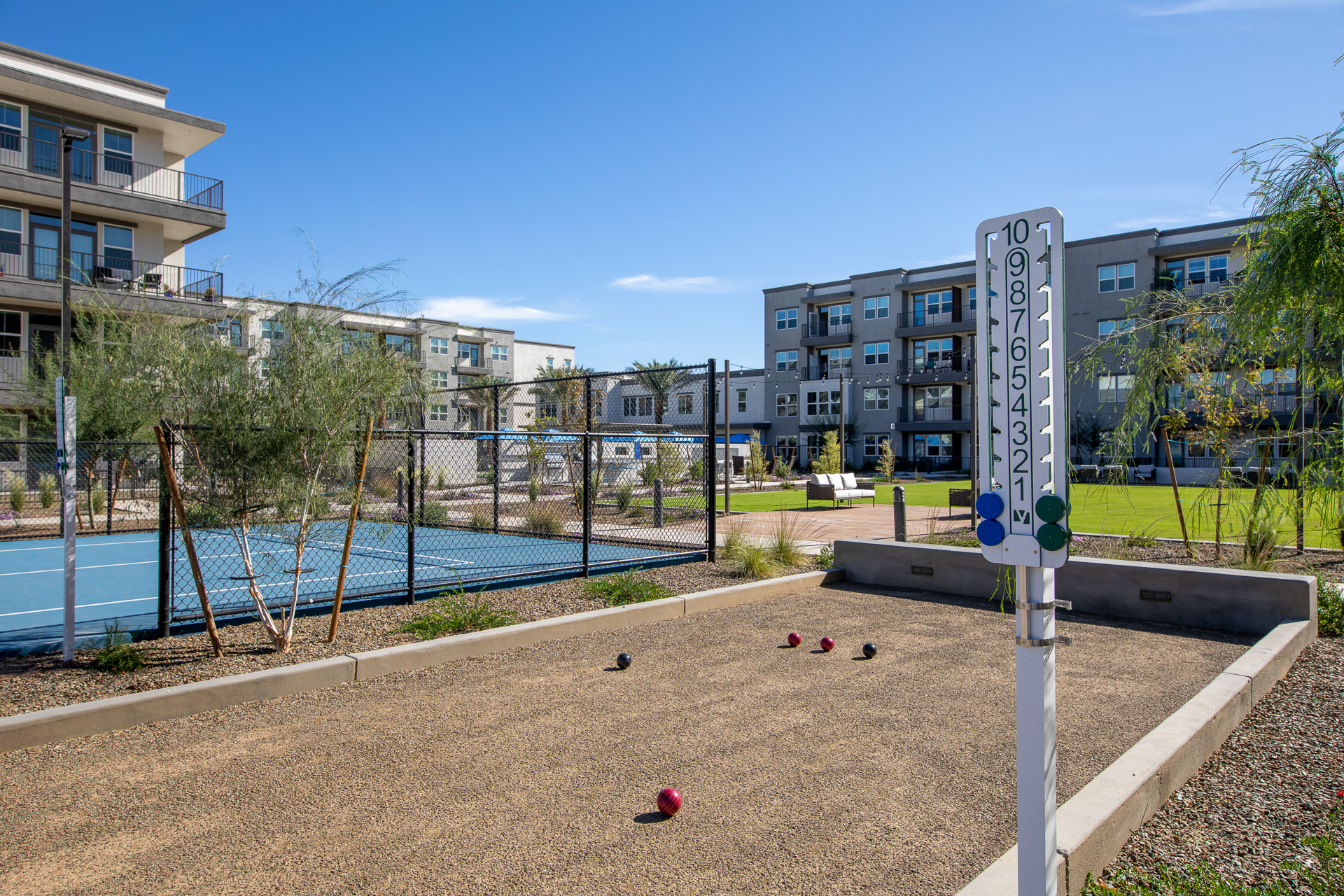 picture of Mera City Center bocce ball court